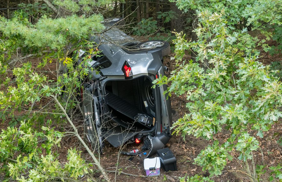 Drivers escape injury in 3vehicle Everett Turnpike rollover crash